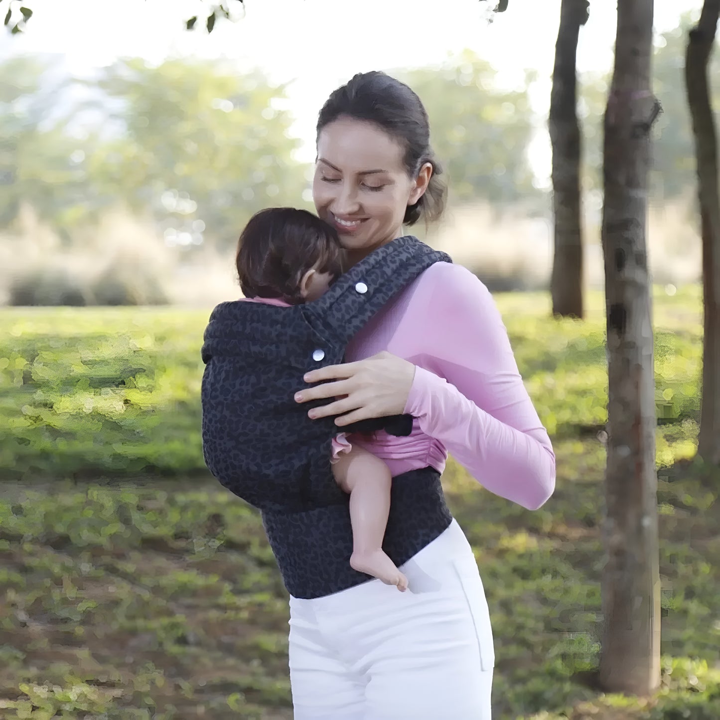 HugNest – Breathable baby wrap carrier