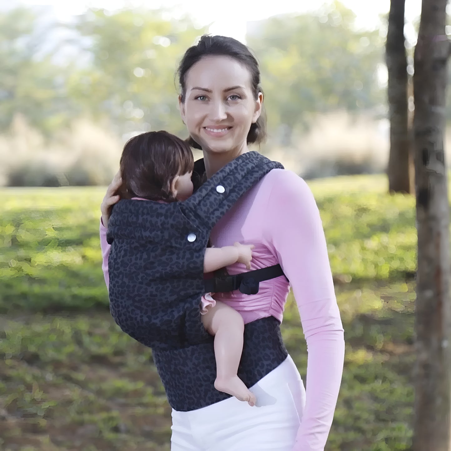 HugNest – Breathable baby wrap carrier