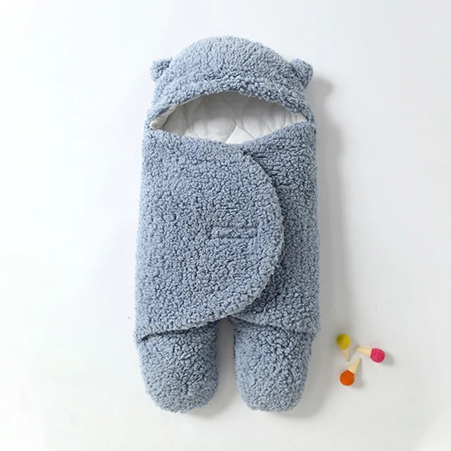 SnuggleBear – Cozy swaddle blanket for babies