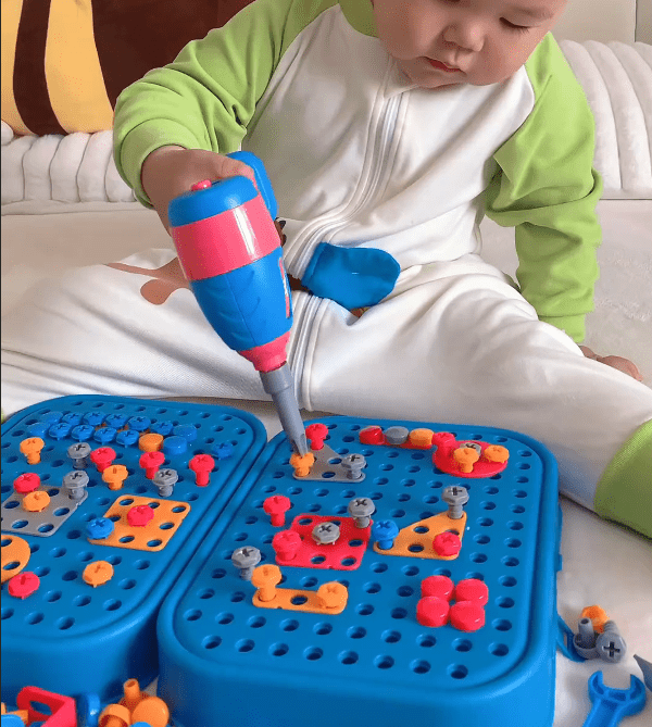 MaxiBolt – DIY Montessori tool set