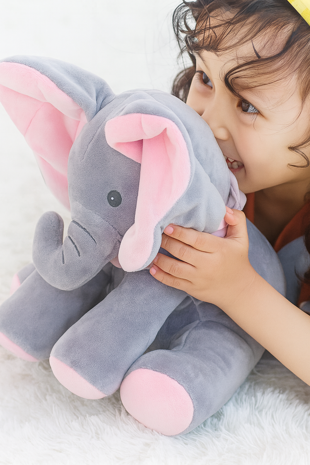 Elli – Peek-a-boo musical elephant