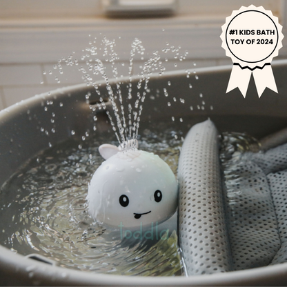 Splashi – Water spraying whale toy